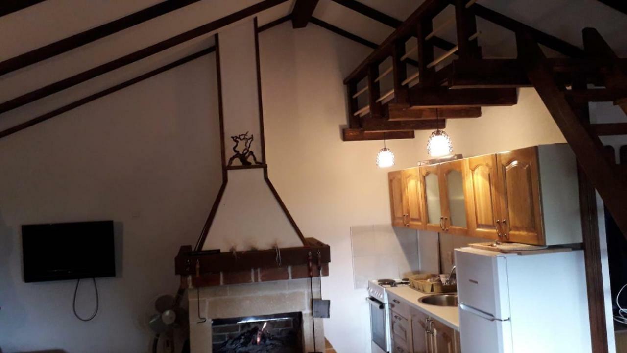 Вилла Weekend House Petar Lusnic Экстерьер фото