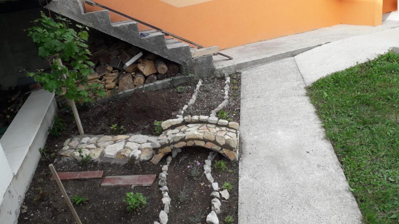Вилла Weekend House Petar Lusnic Экстерьер фото